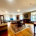 Tallinn Old Town Spacious 112M2 And Quiet Luxury Home