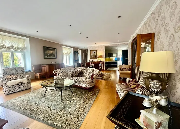 Tallinn Old Town Spacious 112M2 And Quiet Luxury Home